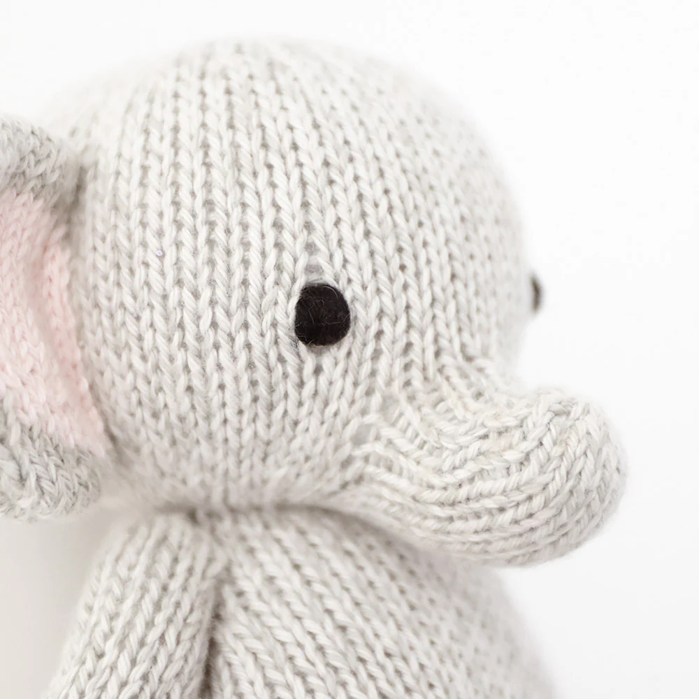 Baby elephant - Image 3