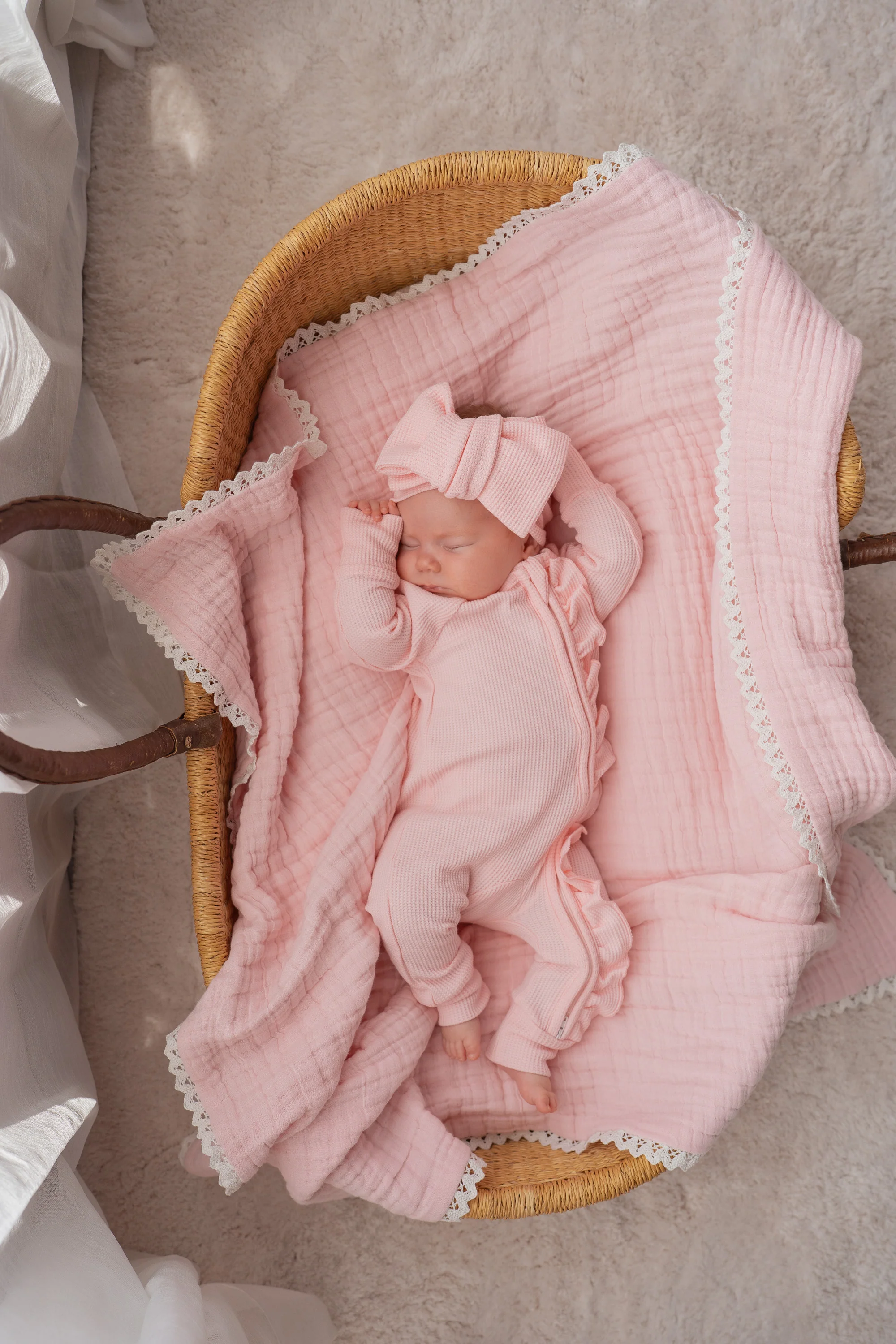 Gauze Lace Blanket | Baby Pink - Image 4