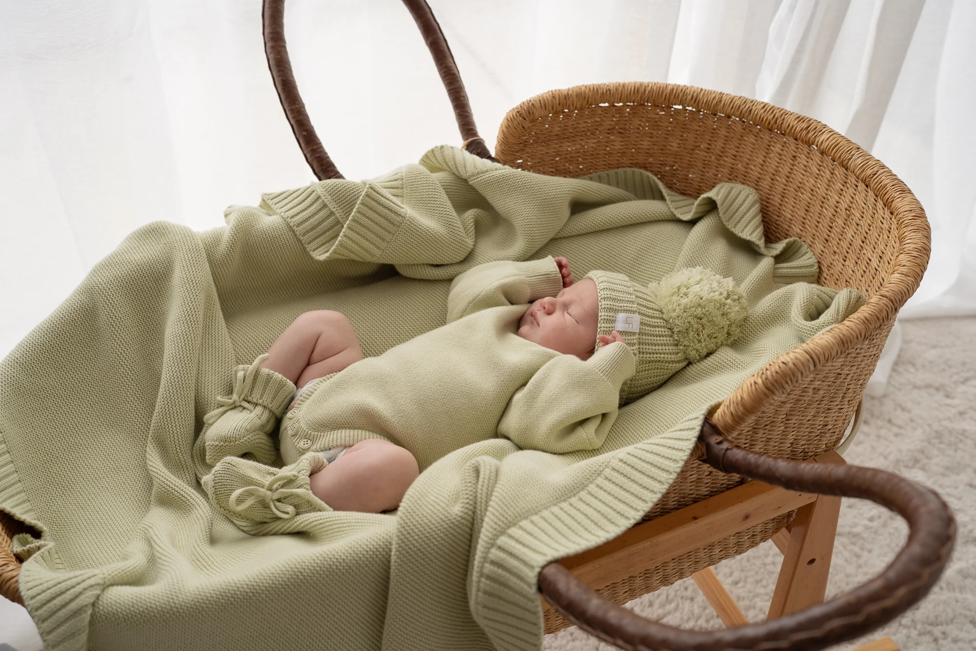 Heirloom Border Knit Blanket | Matcha - Image 8