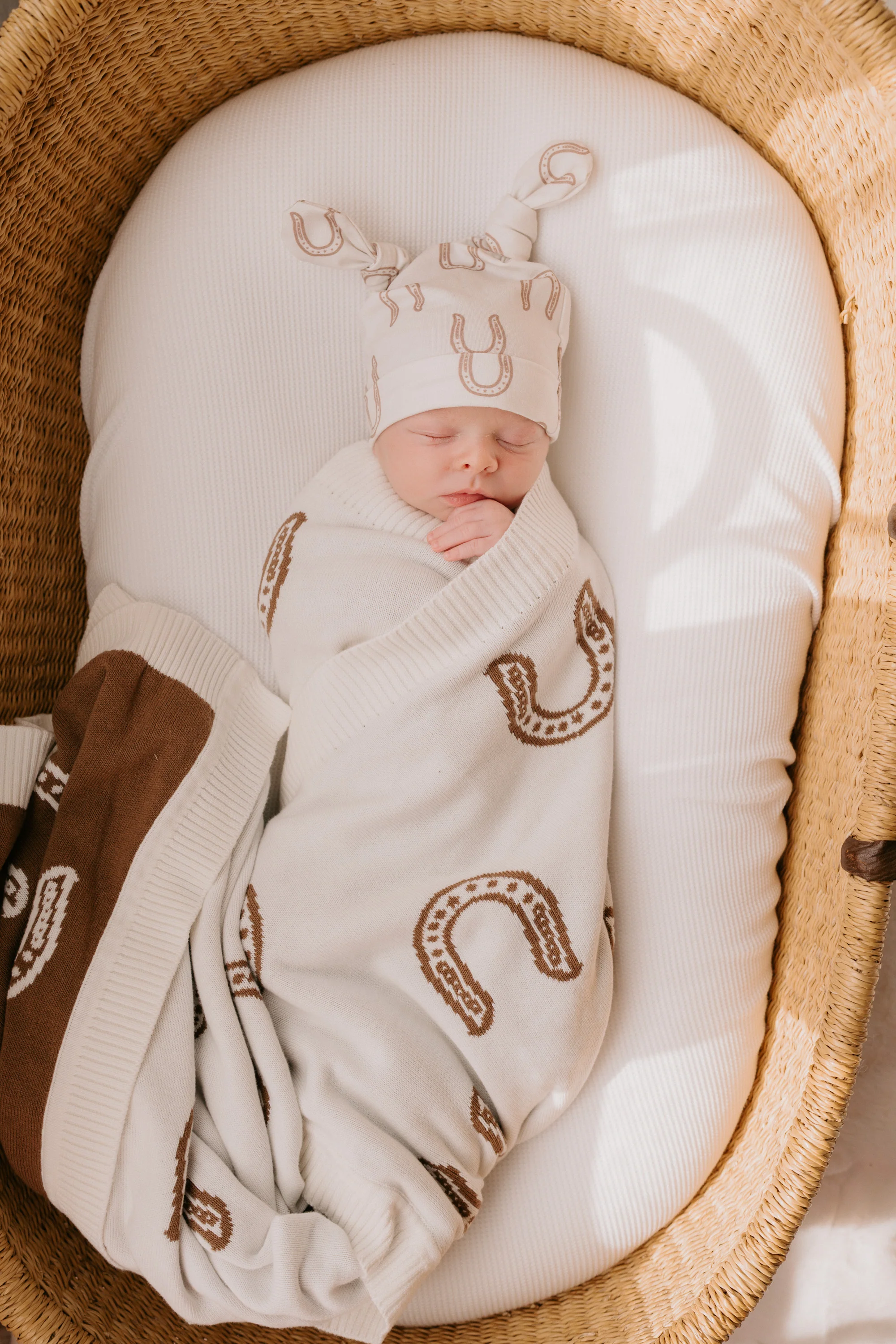 Knit Blanket | Western Horse Shoe - Image 4