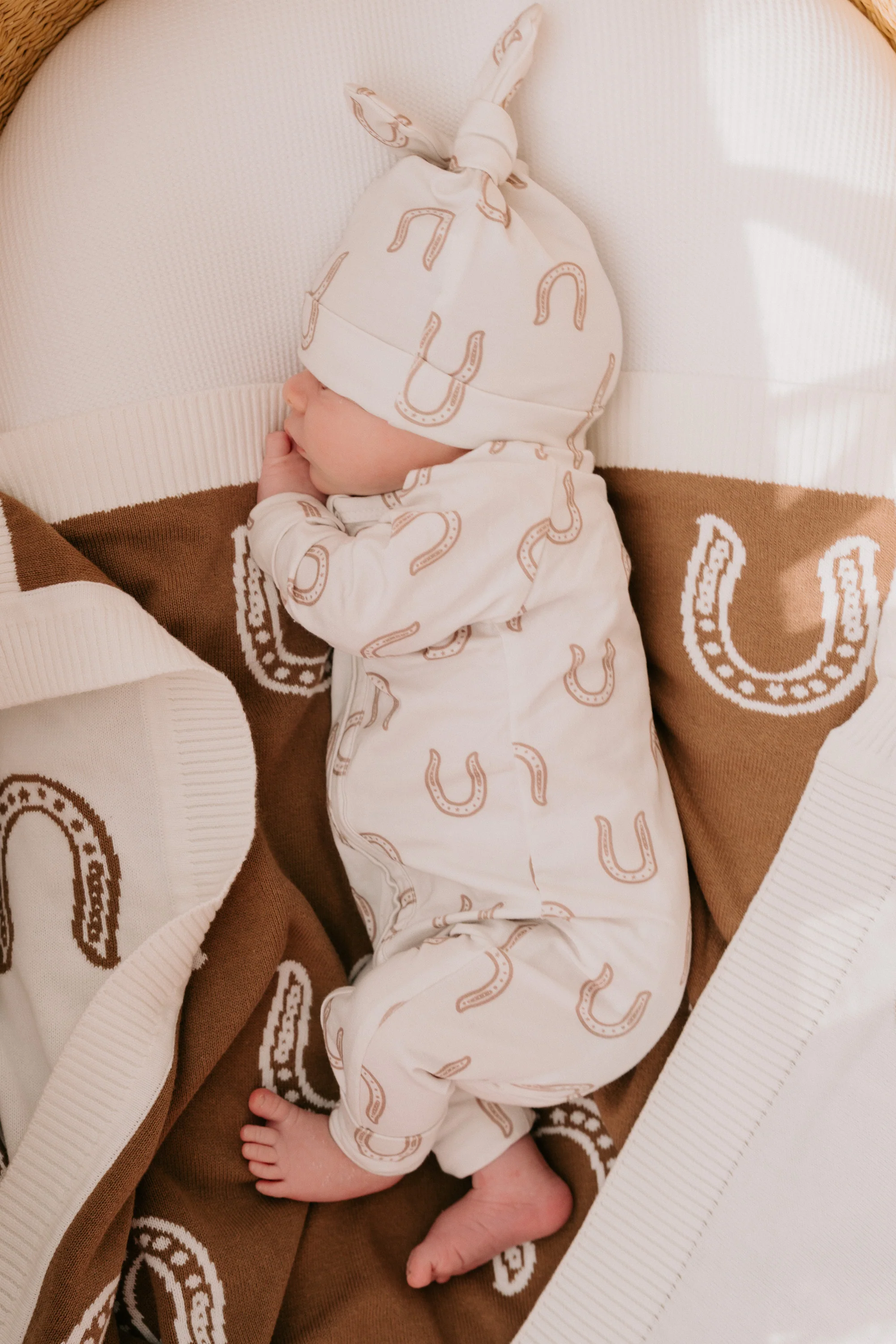 Knit Blanket | Western Horse Shoe - Image 5