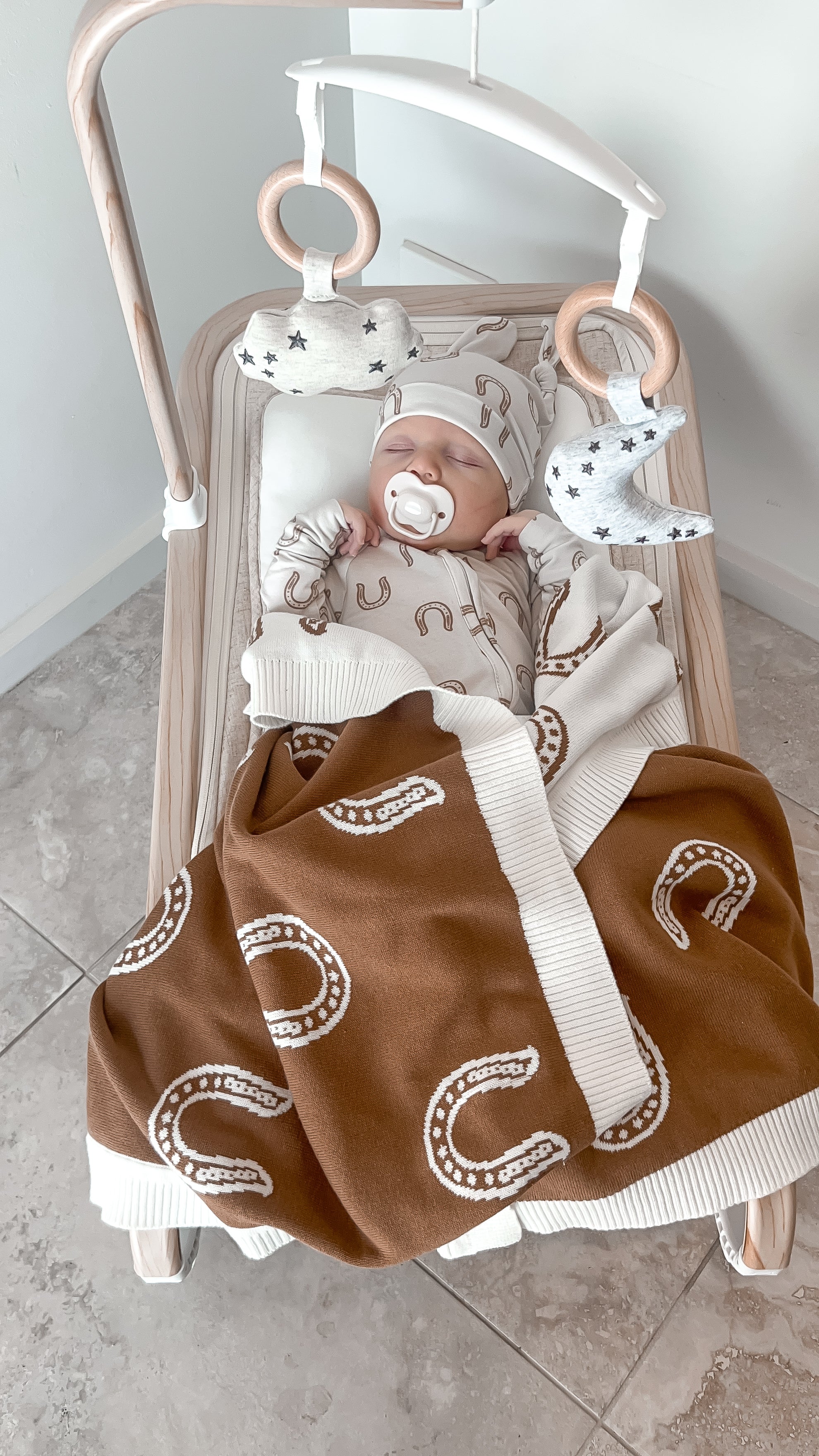 Knit Blanket | Western Horse Shoe - Image 7
